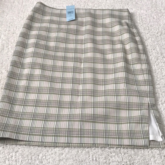 NWT- Ann Taylor - 4 - Picture 2 of 10